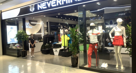 Khám phá cửa hàng thời trang golf đầu tiên và duy nhất tại Tràng Tiền Plaza 