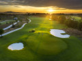 Bảo trì sân golf khi nghỉ dịch 