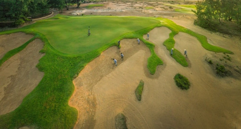 Tình hình bảo trì các sân golf trong mùa dịch