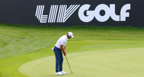 LIV Golf 2022: Khi tiền bạc "đánh bay" thứ hạng