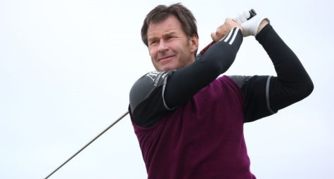 Bí quyết set-up driver shot chính xác như Sir Nick Faldo