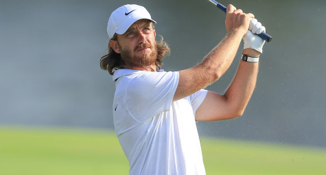 Tommy Fleetwood soán ngôi Rory McIlroy sau vòng 3 Dubai Invitational
