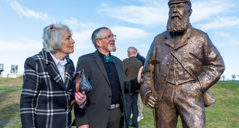 Tượng Old Tom Morris trở thành điểm đến “must-go” tại St Andrews