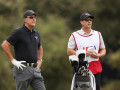 Caddie Tim Mickelson chia tay anh trai Lefty sau 8 năm gắn bó
