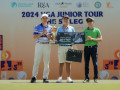 Lê Minh Nghĩa lần đầu tiên giành cúp tại VGA Junior Tour 
