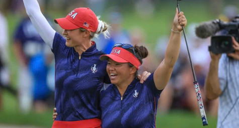 Khi đồng đội “Ham and Egged" trên sân golf