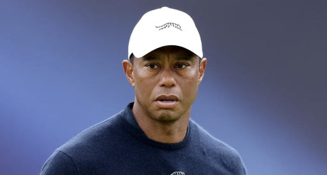 Tiger Woods trải qua ca phẫu thuật lưng lần thứ sáu