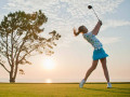 Tăng độ xoay vai cho backswing với bài khởi động đơn giản