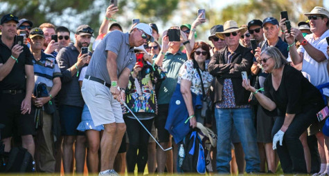 Bí quyết tạo nên cú pitch hoàn hảo từ Phil Mickelson