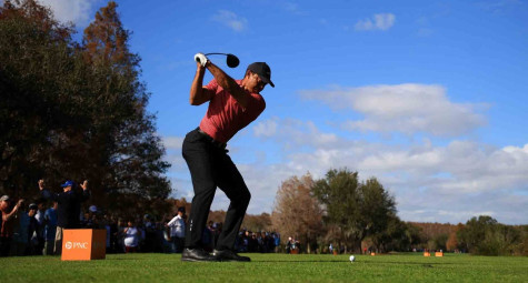 Đánh tee shot như Tiger Woods: Tại sao việc đặt bóng thấp lại quan trọng?