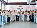 UNIQLO Bra Top: 20 năm cải tiến để trở thành biểu tượng mới cho trang phục thiết yếu của phụ nữ