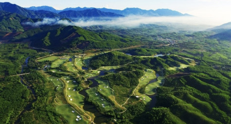 New direct flights from Dubai to Danang set boost Vietnam golf tourism