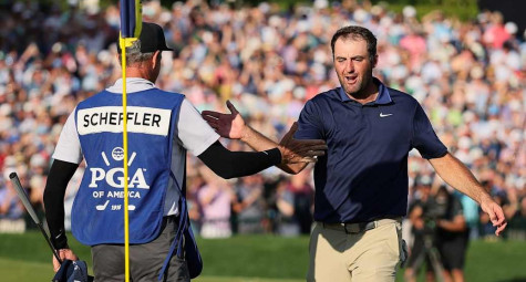 "Vén màn" bộ gậy của nhà vô địch PGA Championship 2025