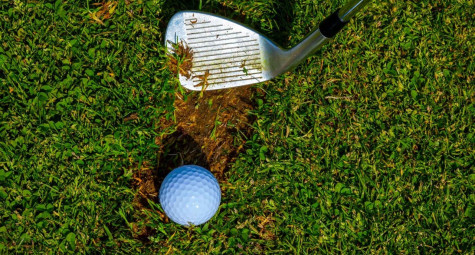 Kỹ thuật “giải cứu” bóng nằm trong divot