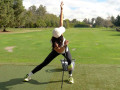 Chuỗi bài tập giãn cơ “3 phút” tối ưu trước mỗi vòng golf