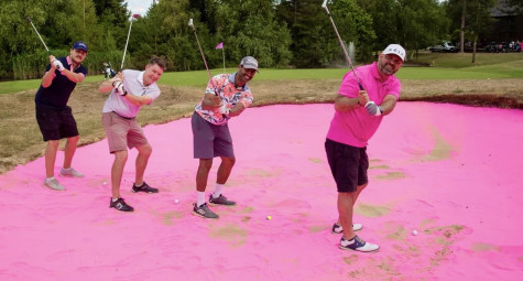 Có thể bạn chưa biết: Xuất hiện một ngày hội golf “rực hồng” kỳ lạ trên thế giới