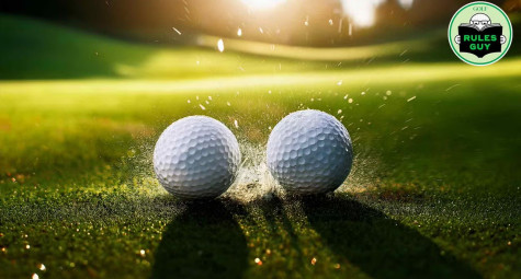 Khi hai bóng golf “trùng vị trí” sau va chạm trên green, ai được đánh trước?