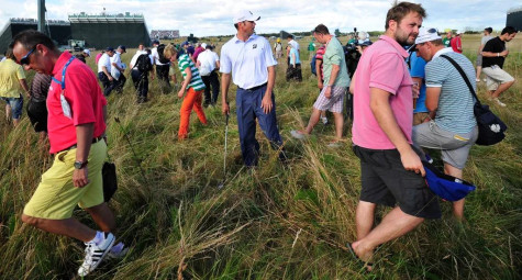 Luật Golf: Ai có thể giúp bạn tìm bóng?