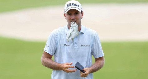 Thăng hoa trên green, Russell Henley dẫn đầu vòng 1 Tour Championship