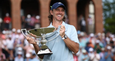 Sau 163 lần chờ đợi, Tommy Fleetwood phá dớp vua về nhì tại Tour Championship