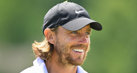 "Vua về nhì" Tommy Fleetwood dẫn đầu FedEx St. Jude Championship sau 36 hố