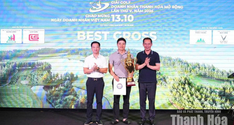Giải Golf Doanh nhân Thanh Hóa mở rộng quyên góp 600 triệu đồng cho quỹ từ thiện