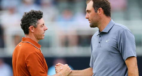 Vì sao LIV Golf chật vật khi chiêu mộ golfer PGA Tour?