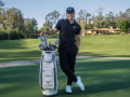 Nhà vô địch NCAA Division I gia nhập LIV Golf