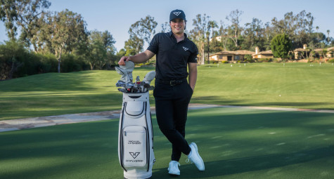 Nhà vô địch NCAA Division I gia nhập LIV Golf