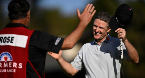 Justin Rose lập kỷ lục wire-to-wire tại Farmers Insurance Open 2026