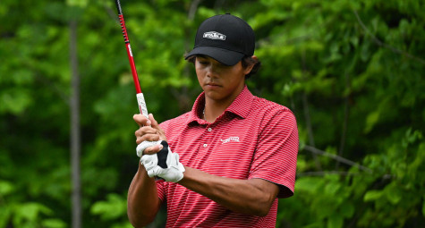 Charlie Woods tái hiện dấu ấn Tiger Woods sau 35 năm