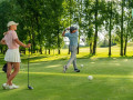 Đánh nhầm fairway, golfer có được quyền phát lại không phạt?