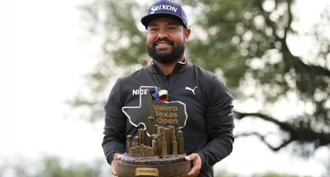 Vượt qua cái bóng "Nhà vô địch U.S. Open", J.J. Spaun đoạt cúp PGA thứ ba trong sự nghiệp