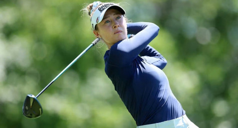 Nelly Korda trước ngưỡng cửa chỉ hai huyền thoại từng bước qua