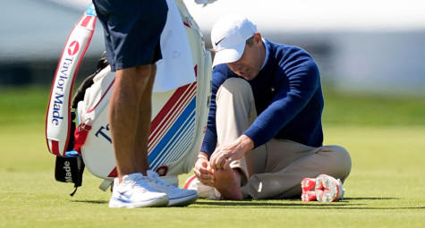 Cách tránh phồng rộp chân khi mang giày golf mới