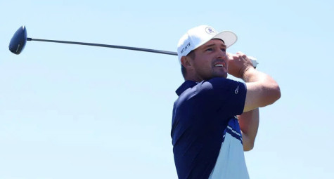 U.S. Open 2026: Bryson DeChambeau gây sốc với cú drive 427 yard 