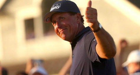 Phil Mickelson lần đầu vắng bóng ở cả bốn giải major trong năm
