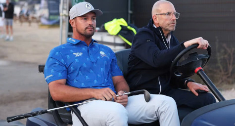 Giải mã Luật 8.1: Vì sao Bryson DeChambeau bị phạt hai gậy tại The Open 2026?