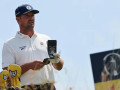 Sau lời chỉ trích của Faldo, DeChambeau áp sát ngôi đầu The Open