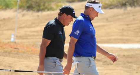 LIV Golf Singapore 2023: Đội trưởng Mickelson và Poulter mong chờ ngày hội tụ