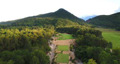 “Miền Trung Việt Nam là địa điểm tuyệt vời ở châu Á để chơi golf”