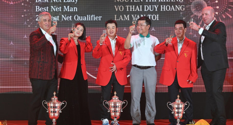 Lần đầu tiên Mercedes-Benz Việt Nam cử 3 đại diện tham dự Mercedestrophy World Final tại Đức  