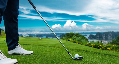 Có nên xây dựng thêm các sân golf mới?