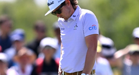 Cameron Smith bật khóc sau “cơn ác mộng” PGA Australia