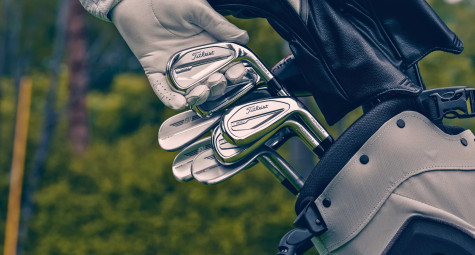 Chọn gậy golf: Nên đầu tư theo sở thích hay dựa trên hiệu suất gậy?