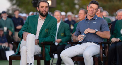 Phía sau sự lặng lẽ của Scottie Scheffler trong lễ trao Green Jacket