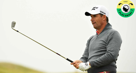 Cầm gậy golf như Padraig Harrington