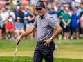 PGA Championship 2023: Phil Mickelson "quên" cập nhật Luật golf