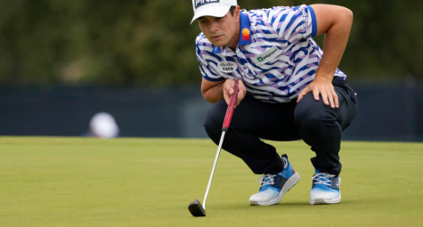 Viktor Hovland diện mẫu áo "dị" tại U.S. Open 2023