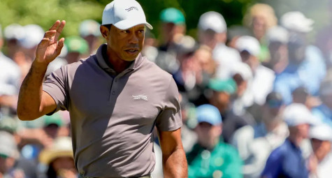 Tiger Woods thoát cắt loại The Masters 2024